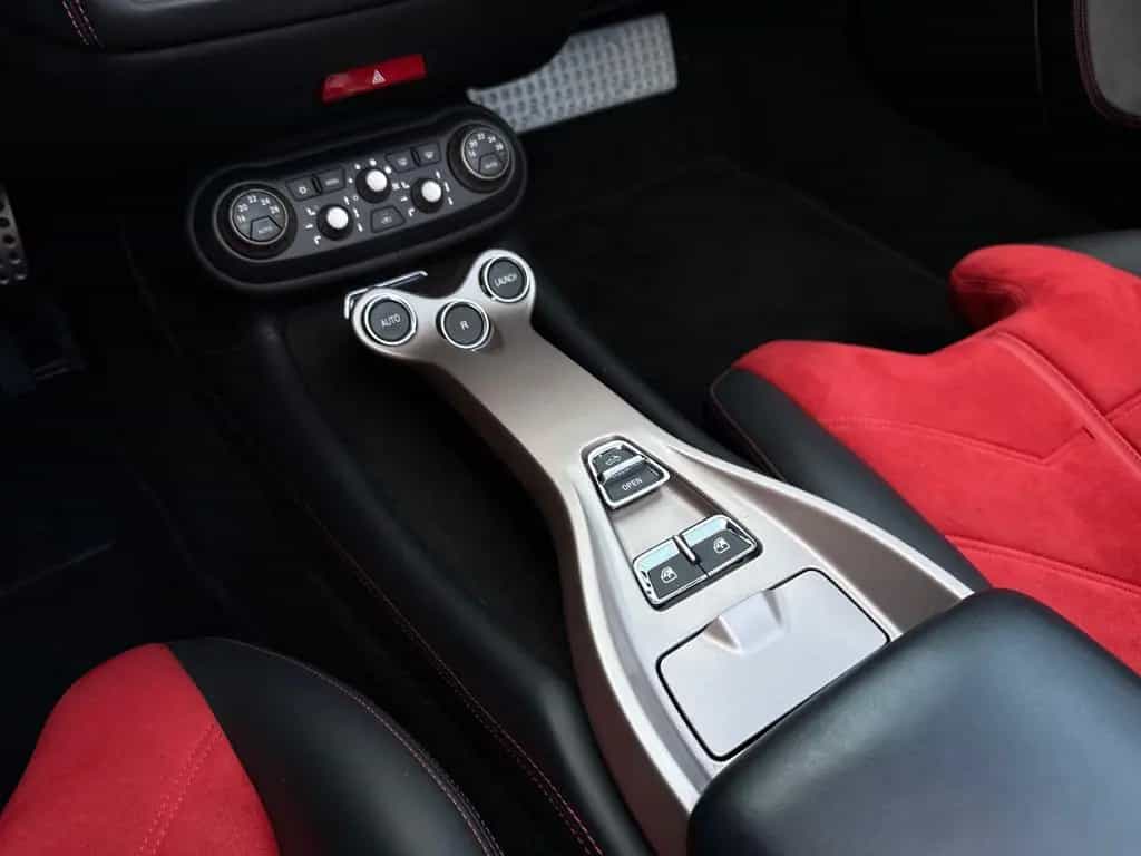 Ferrari California 30*Karbon-Schalensitze*Karbon* 03/2015-photo-18