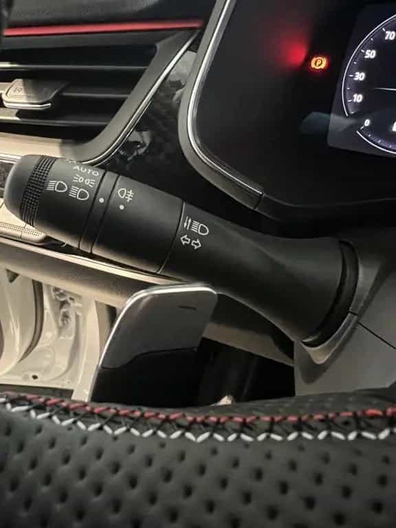 Renault Arkana R.S. LINE Mild Hybrid TCe 160 EDC 09/2023-photo-18