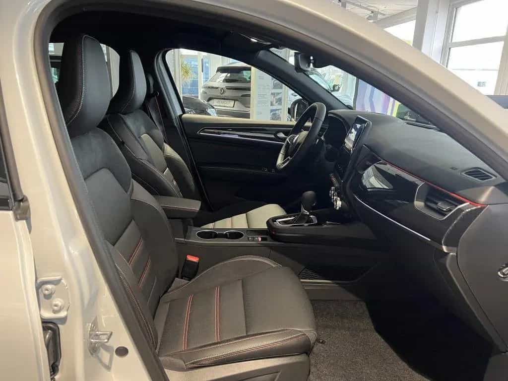 Renault Arkana R.S. LINE Mild Hybrid TCe 160 EDC 09/2023-photo-3