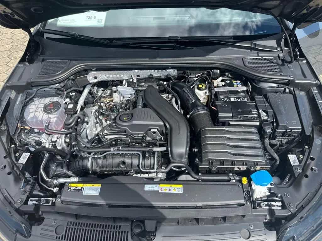 Volkswagen Golf VIII Variant 1.5 TSI Style DSG Clima+ACC+Ma 02/2025-photo-18