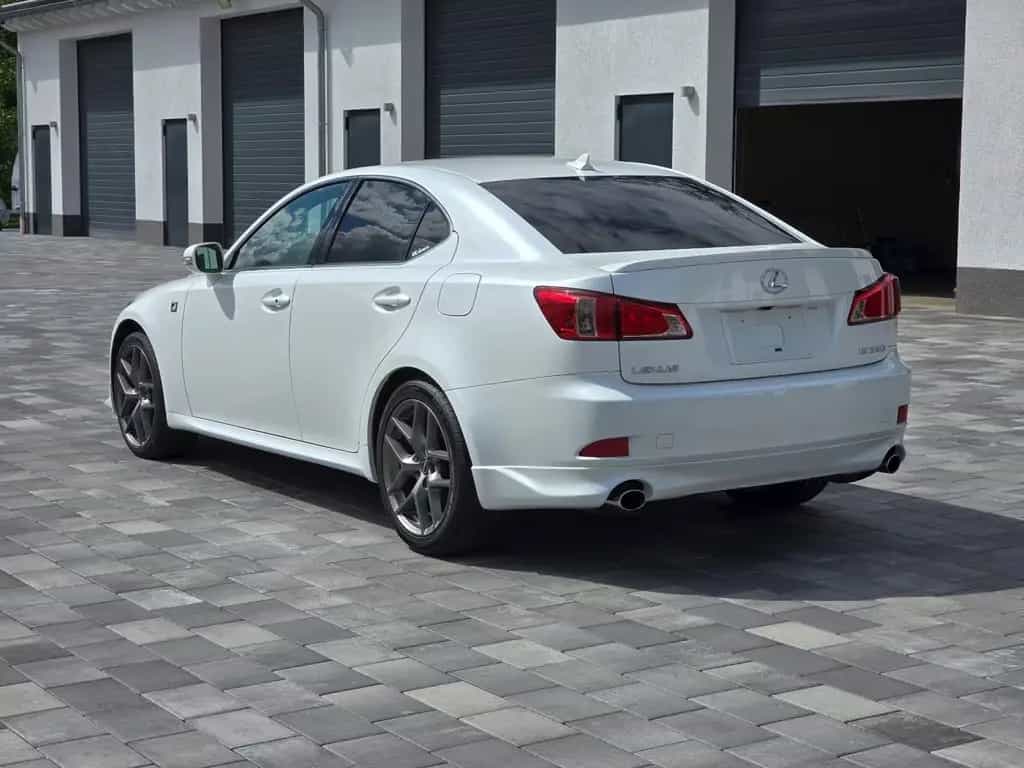 Lexus IS350 F-Sport Video großer Service 11/2011-photo-2