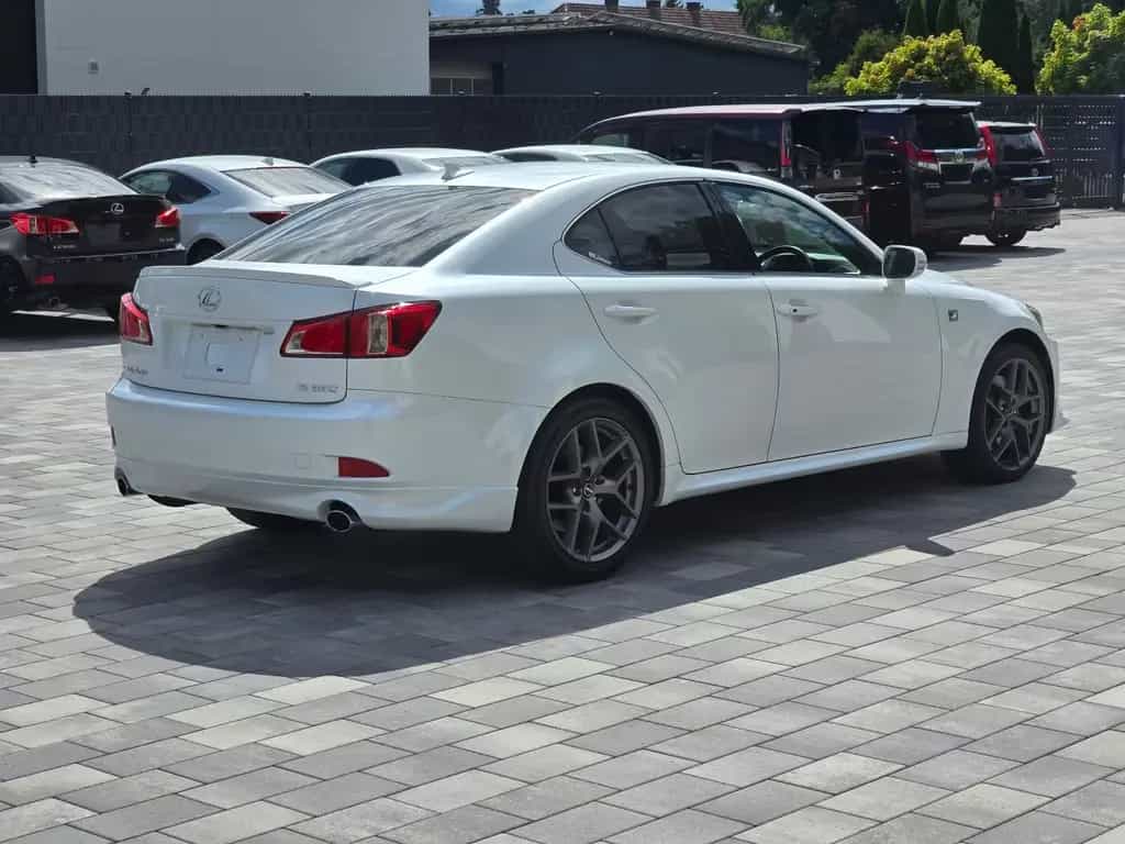 Lexus IS350 F-Sport Video großer Service 11/2011-photo-3