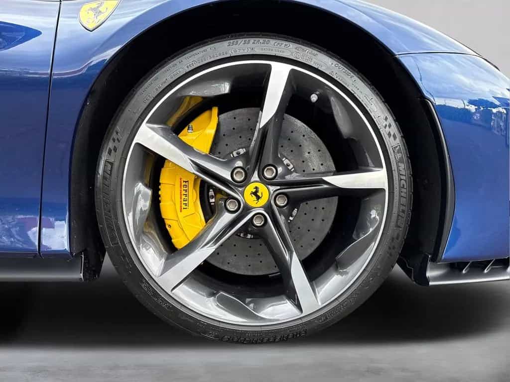 Ferrari SF90 Spider *Embleme*Navi*PDC*Klima*Leder* 07/2021-photo-11