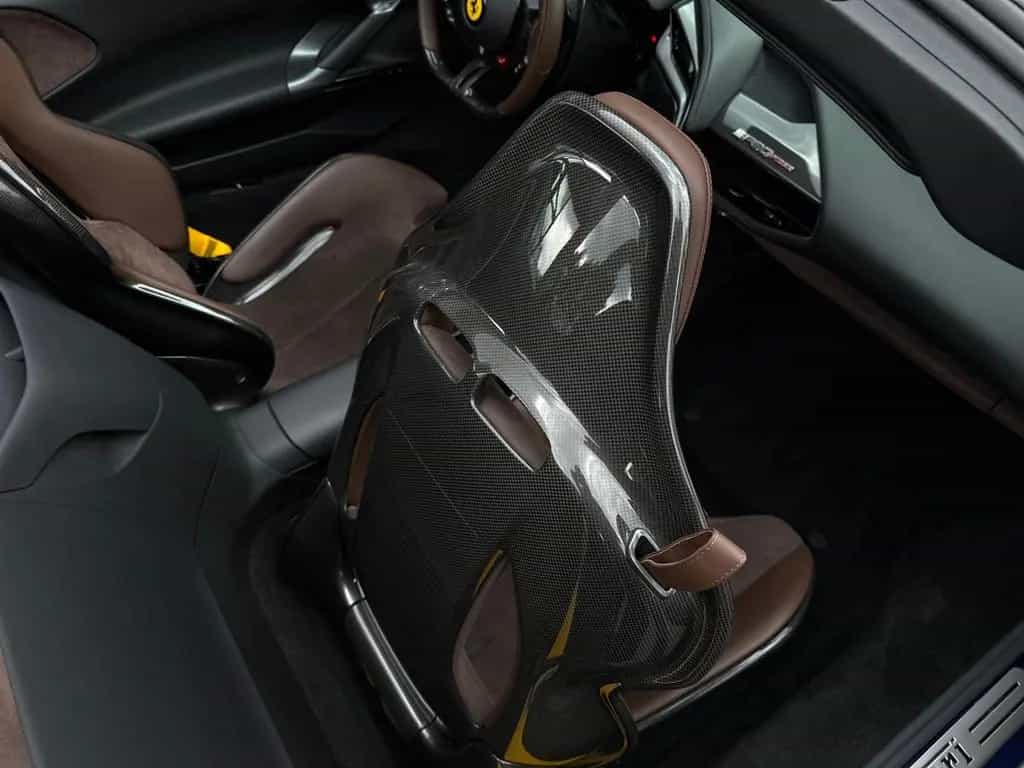 Ferrari SF90 Spider *Embleme*Navi*PDC*Klima*Leder* 07/2021-photo-20