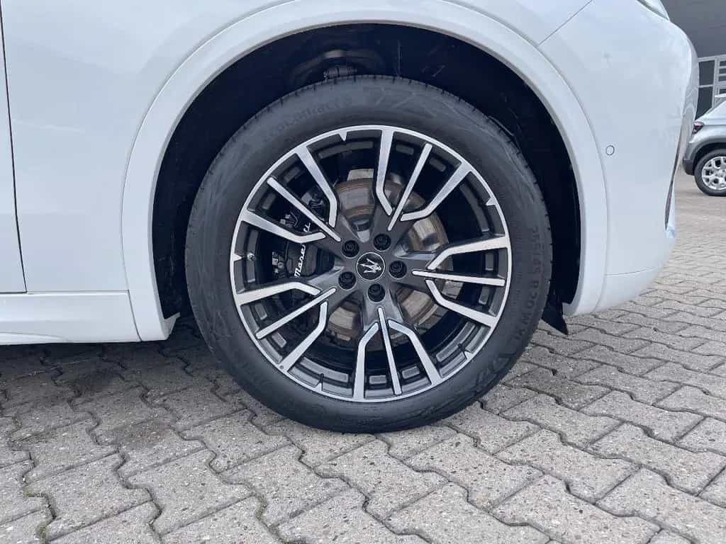 Maserati Grecale 2.0 GT 4WD Schiebedach NP: 96.290,- 09/2024-photo-14