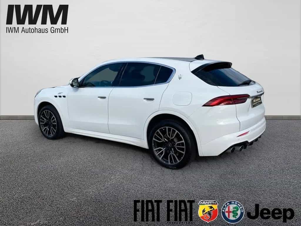 Maserati Grecale 2.0 GT 4WD Schiebedach NP: 96.290,- 09/2024-photo-3