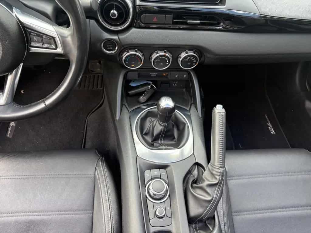 Fiat 124 Spider Lusso MultiAir Turbo Navi Klimaautom 02/2018-photo-10