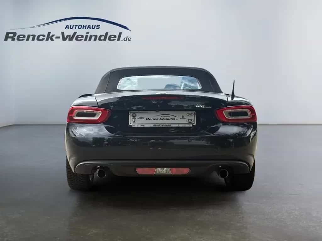 Fiat 124 Spider Lusso MultiAir Turbo Navi Klimaautom 02/2018-photo-3