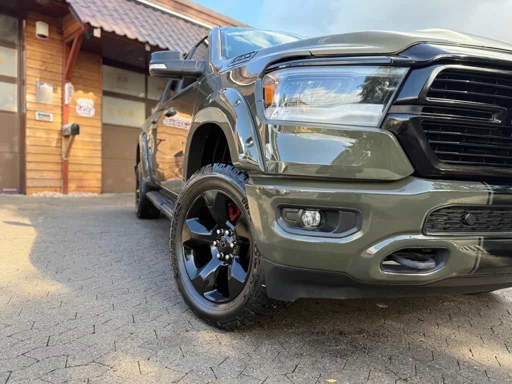 Dodge V8*OFFROAD*LIFT*ALCANTARA*4X4*NAVI*AHK*GARANTIE 12/2021-photo-14