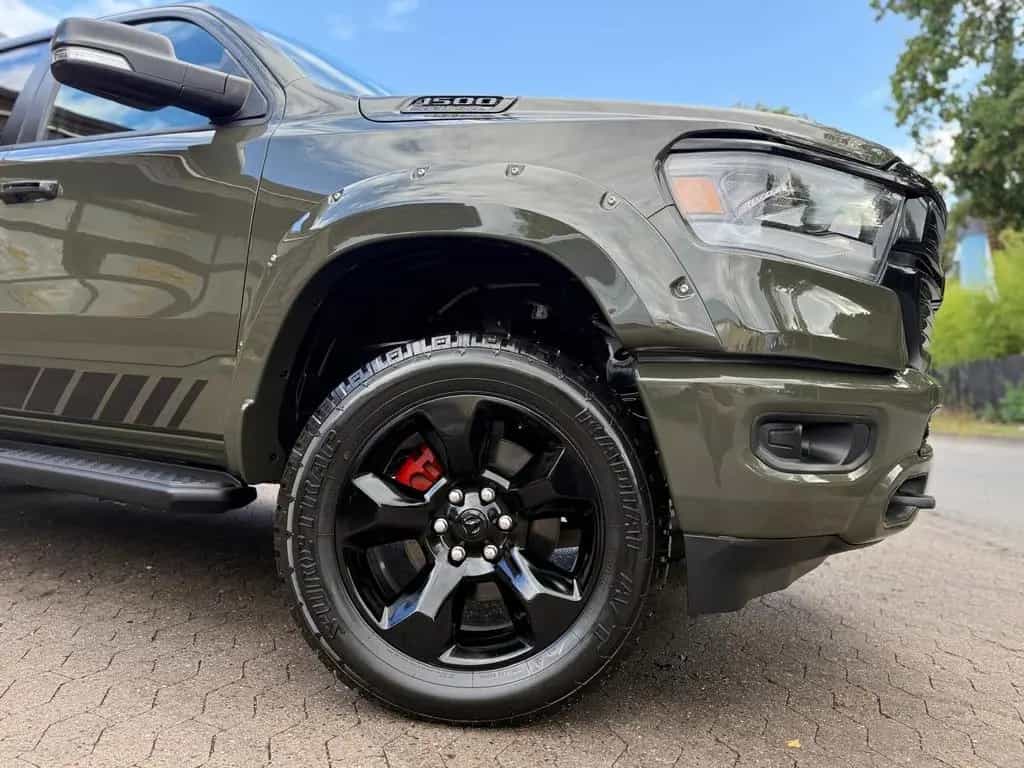 Dodge V8*OFFROAD*LIFT*ALCANTARA*4X4*NAVI*AHK*GARANTIE 12/2021-photo-17