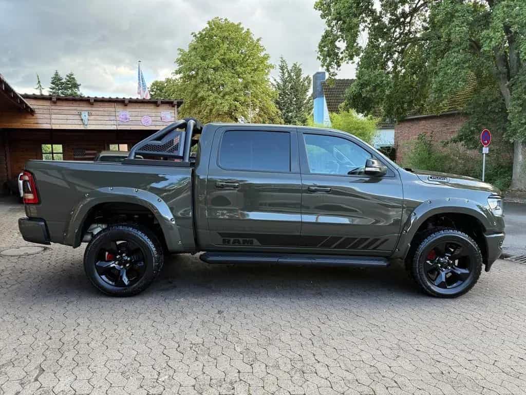 Dodge V8*OFFROAD*LIFT*ALCANTARA*4X4*NAVI*AHK*GARANTIE 12/2021-photo-18