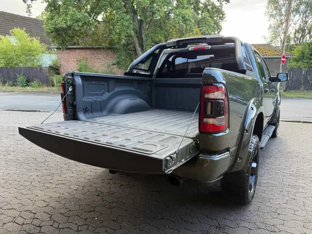 Dodge V8*OFFROAD*LIFT*ALCANTARA*4X4*NAVI*AHK*GARANTIE 12/2021-photo-21