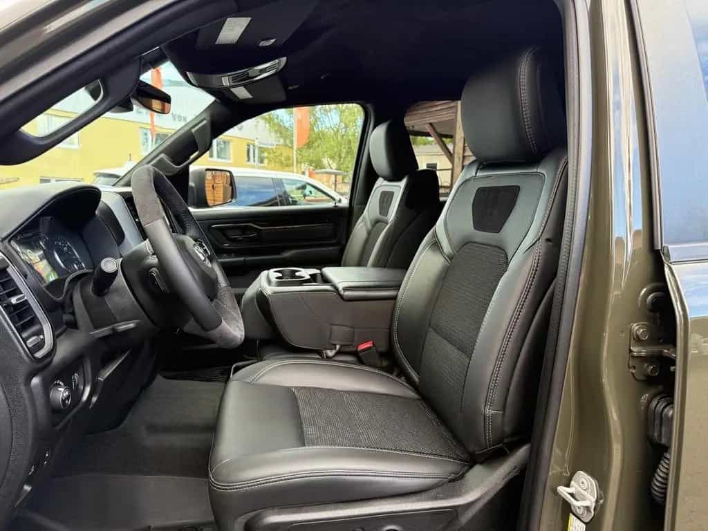 Dodge V8*OFFROAD*LIFT*ALCANTARA*4X4*NAVI*AHK*GARANTIE 12/2021-photo-35