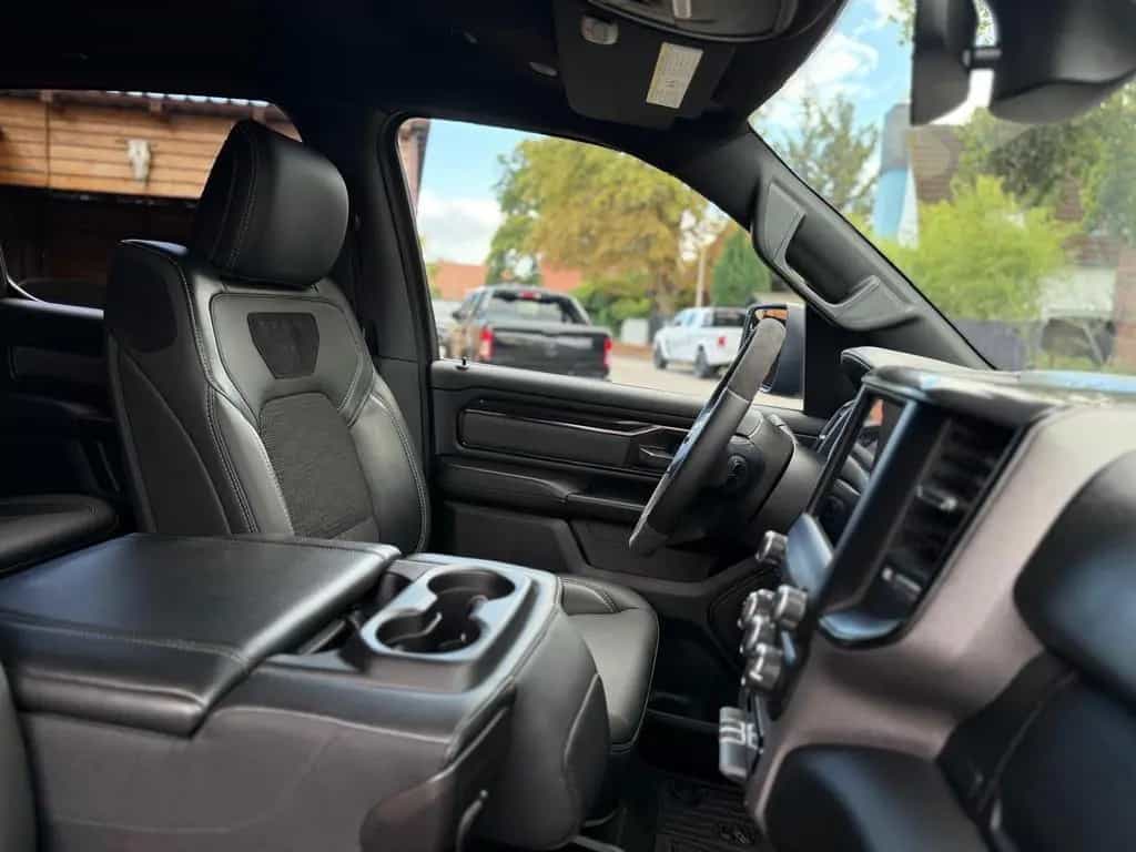 Dodge V8*OFFROAD*LIFT*ALCANTARA*4X4*NAVI*AHK*GARANTIE 12/2021-photo-42