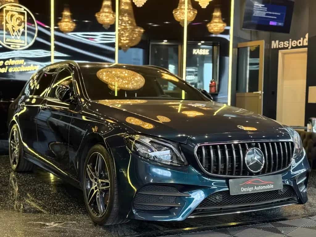 Mercedes-Benz E-Class 400 4Matic T-Modell*LUFT/KEYLESS/360*/MEMORY 10/2017-photo-2