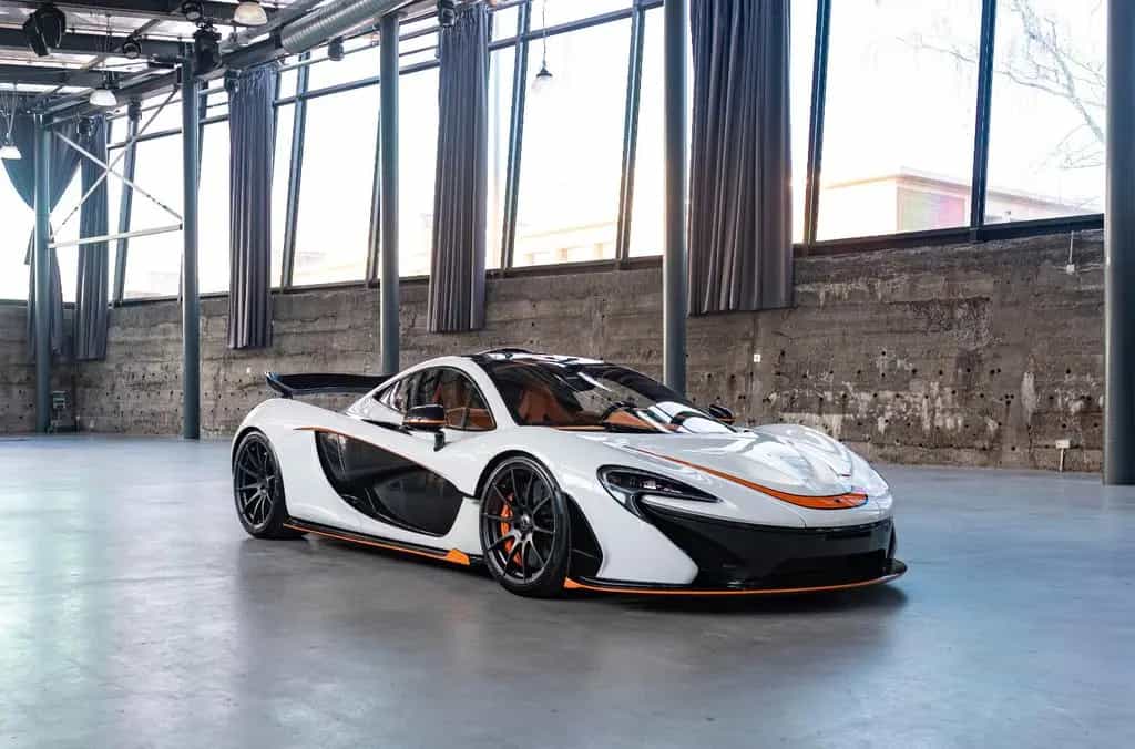McLaren P1 by MSO 08/2015-photo-1