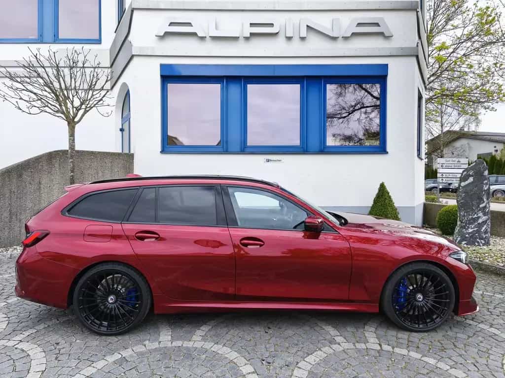 ALPINA D3 S Touring SWITCH-TRONIC Allrad 02/2025-photo-1