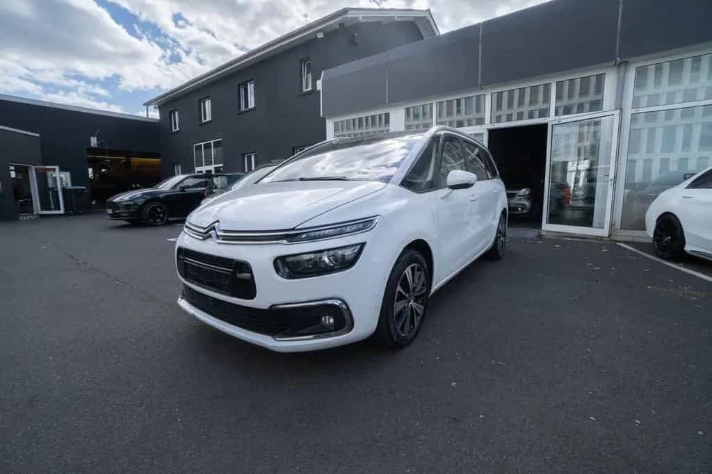 Citroën C4 1.2 PureTech 130 EU6 7 Sitze AUTO NUR AN GEWE 01/2018-photo-10