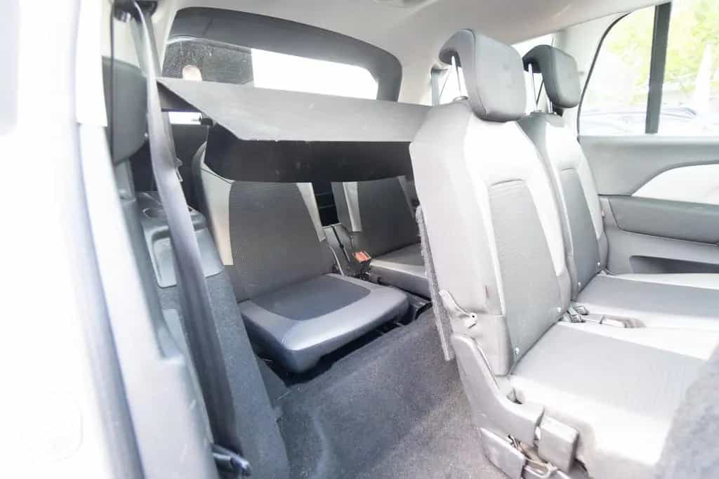 Citroën C4 1.2 PureTech 130 EU6 7 Sitze AUTO NUR AN GEWE 01/2018-photo-21
