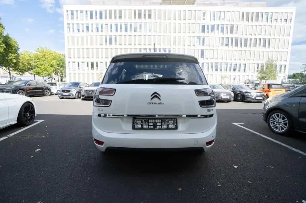 Citroën C4 1.2 PureTech 130 EU6 7 Sitze AUTO NUR AN GEWE 01/2018-photo-4