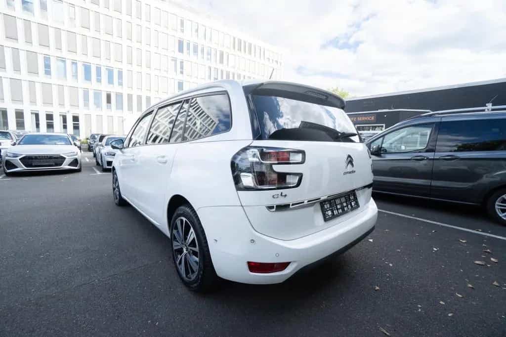Citroën C4 1.2 PureTech 130 EU6 7 Sitze AUTO NUR AN GEWE 01/2018-photo-8