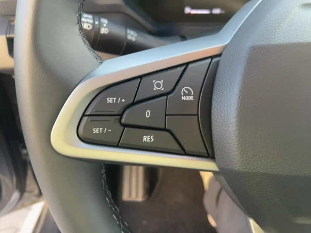 Dacia Duster Journey TCe 130 4x4 Klimaautomatik+Kamera 08/2025-photo-23