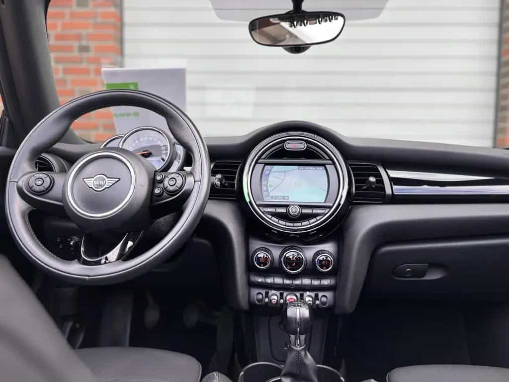 MINI One Cabrio Pepper 1.5 PDC NAVI TEMP TEIL-LEDER 05/2019-photo-16