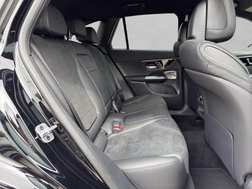 Mercedes-Benz GLC 220 d 4M Edition AMG AHK Distro 20'' 07/2025-photo-19