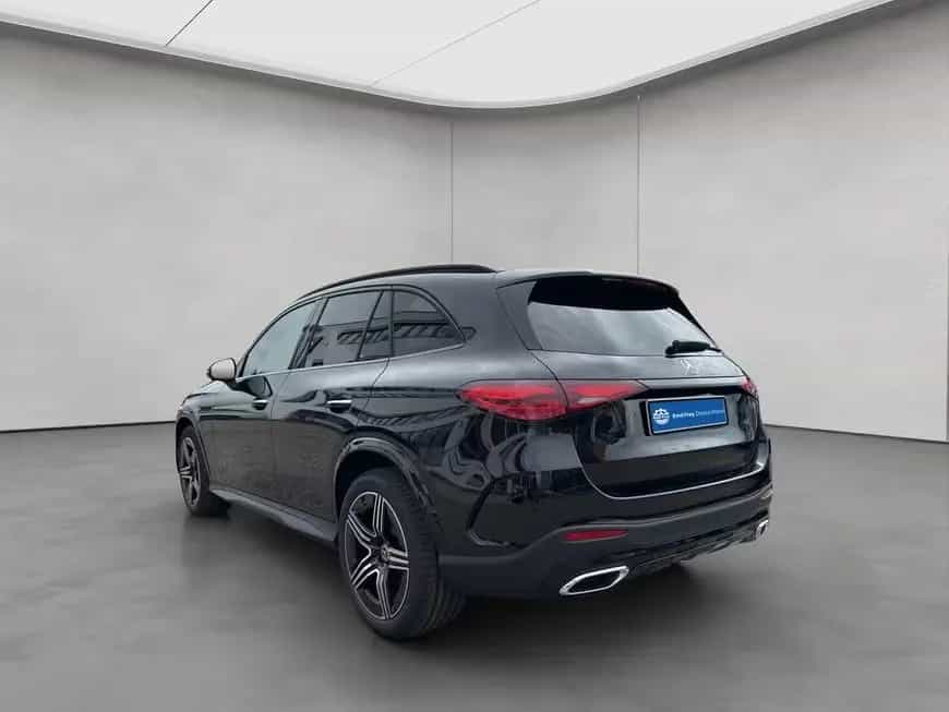 Mercedes-Benz GLC 220 d 4M Edition AMG AHK Distro 20'' 07/2025-photo-2