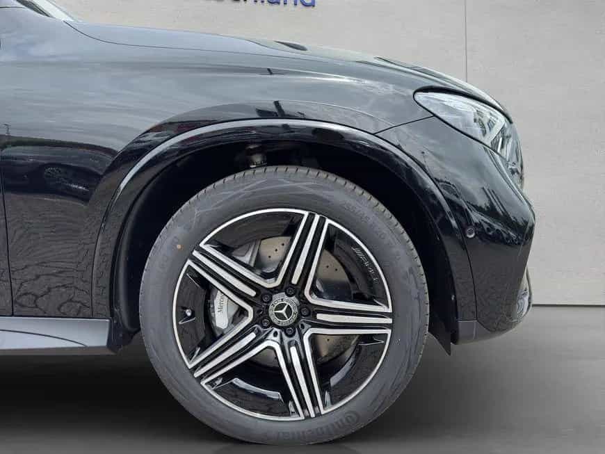 Mercedes-Benz GLC 220 d 4M Edition AMG AHK Distro 20'' 07/2025-photo-20