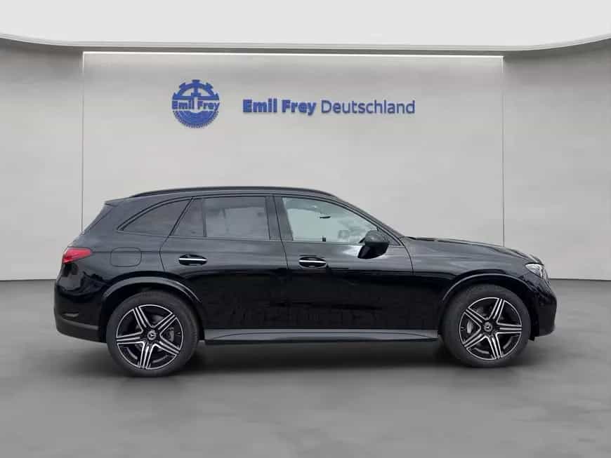 Mercedes-Benz GLC 220 d 4M Edition AMG AHK Distro 20'' 07/2025-photo-5