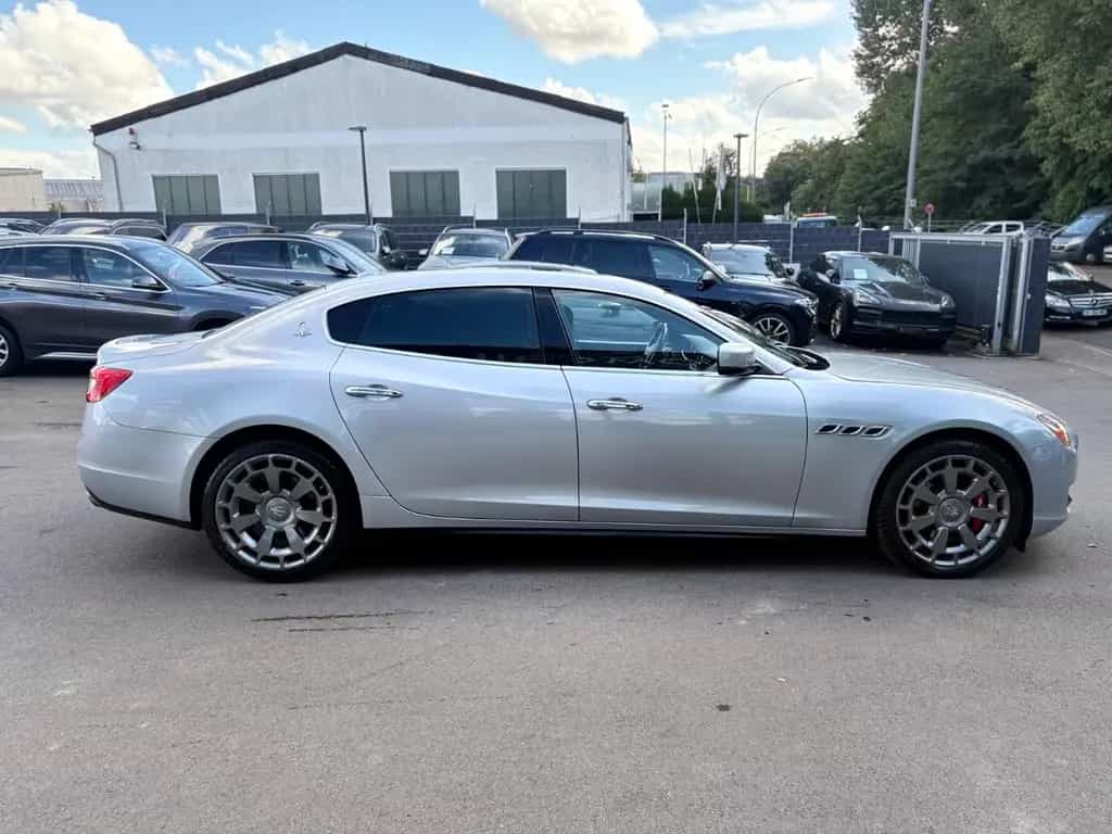 Maserati Quattroporte SQ4*CARBON*SPORT-ABGAS*VOLL-LED* 07/2015-photo-11