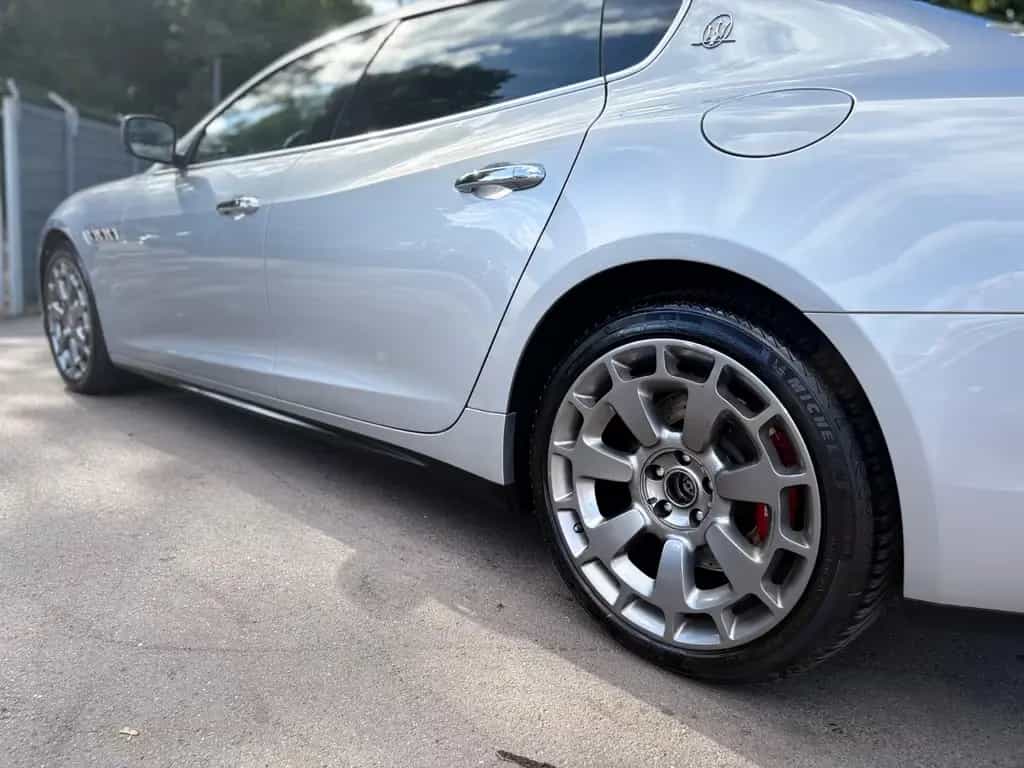 Maserati Quattroporte SQ4*CARBON*SPORT-ABGAS*VOLL-LED* 07/2015-photo-13