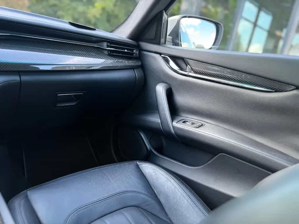 Maserati Quattroporte SQ4*CARBON*SPORT-ABGAS*VOLL-LED* 07/2015-photo-23