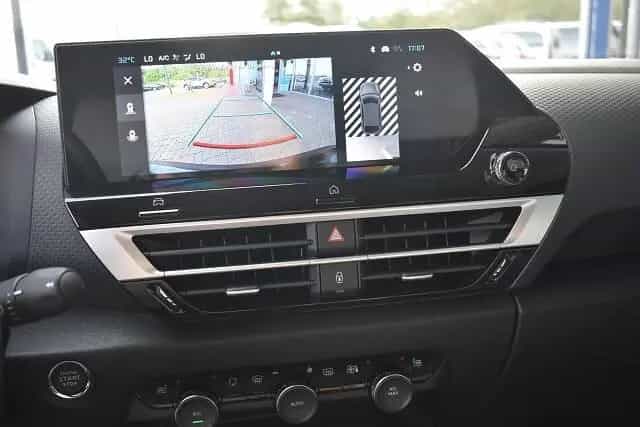 Citroën C4 Hybrid 145 Doppelkupplung 6-Gang MAX Winter-P 07/2025-photo-9
