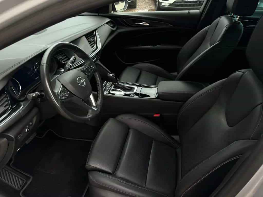 Opel Insignia B Sports Tourer Business LED Kamera APP 05/2022-photo-13