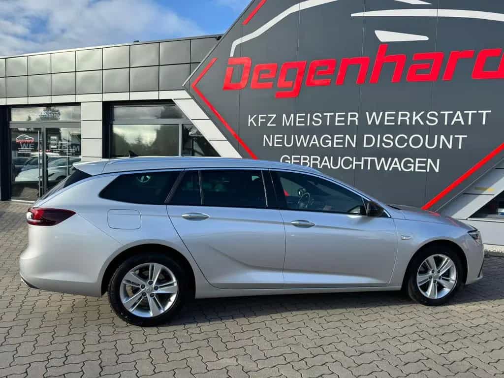 Opel Insignia B Sports Tourer Business LED Kamera APP 05/2022-photo-3