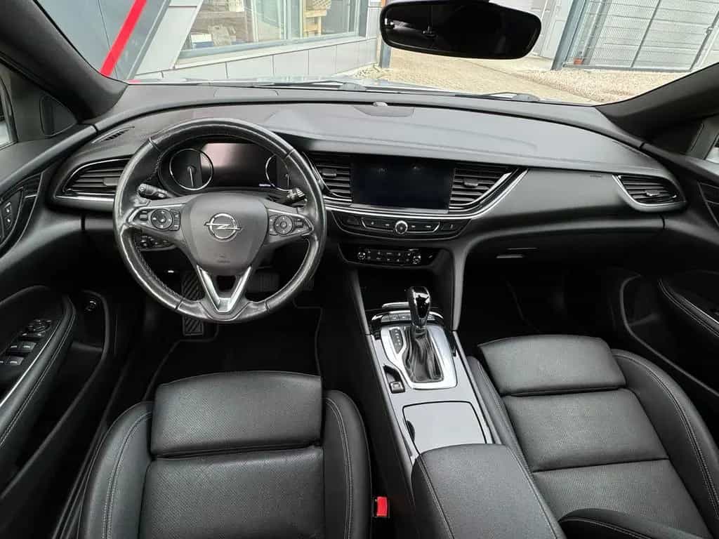 Opel Insignia B Sports Tourer Business LED Kamera APP 05/2022-photo-4