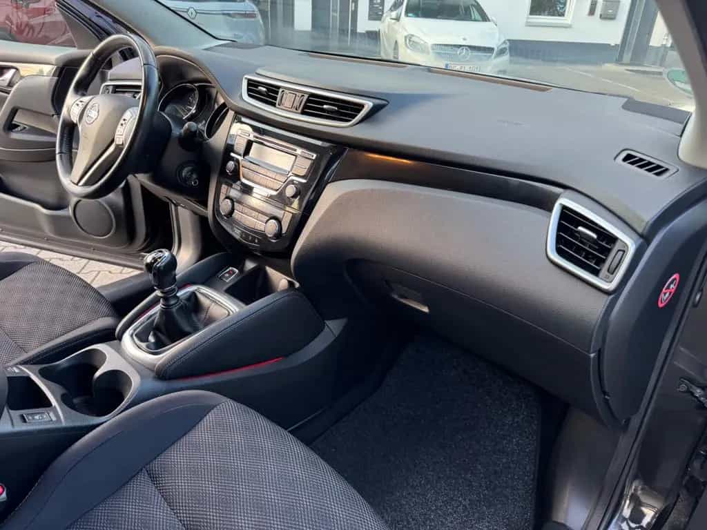 Nissan Qashqai Acenta 1 Hand 04/2017-photo-13