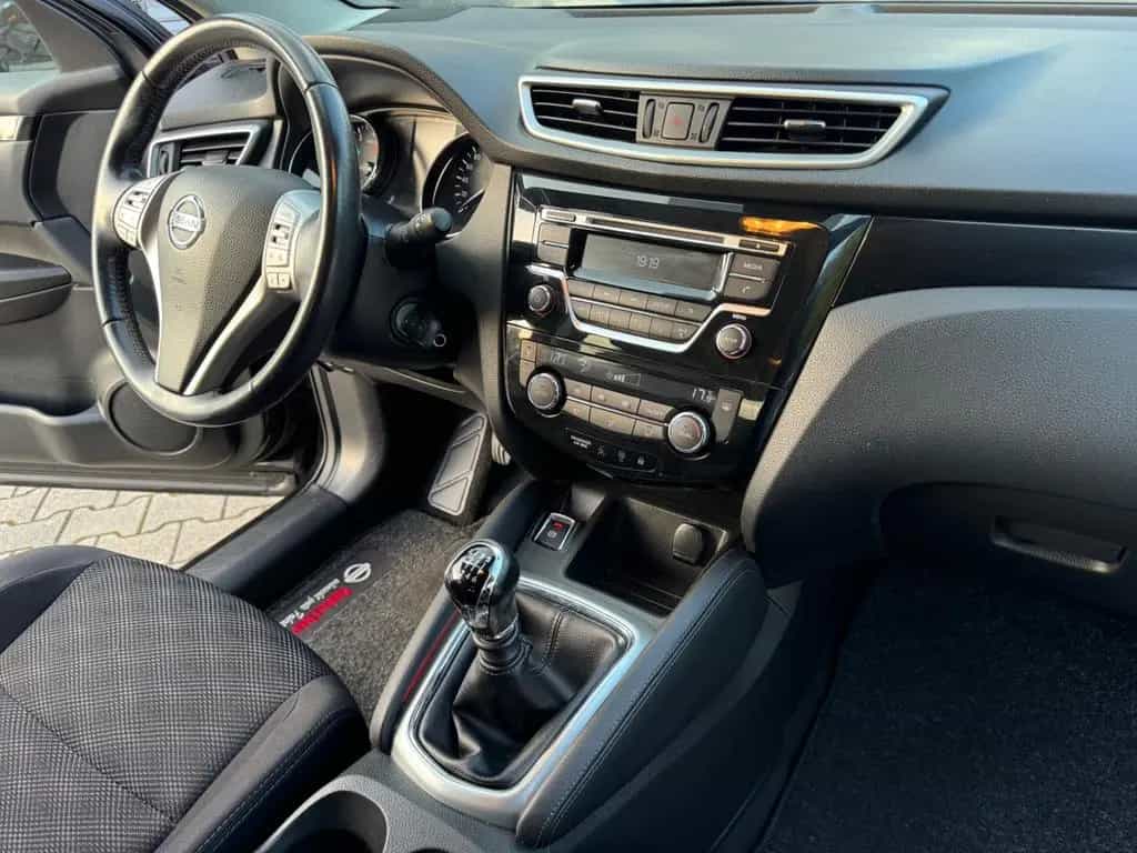 Nissan Qashqai Acenta 1 Hand 04/2017-photo-14