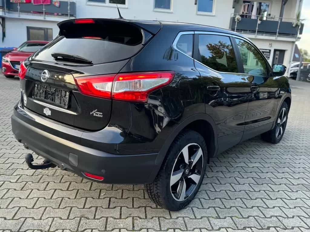 Nissan Qashqai Acenta 1 Hand 04/2017-photo-4