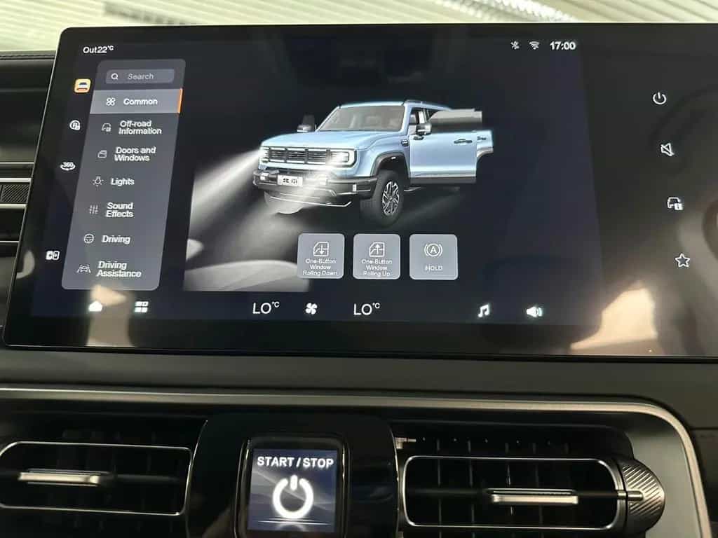 BAIC BJ40 null-photo-13