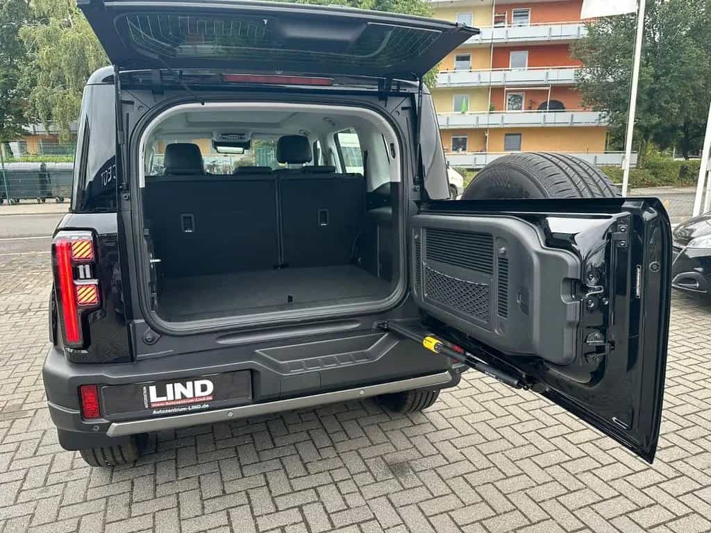 BAIC BJ40 null-photo-8