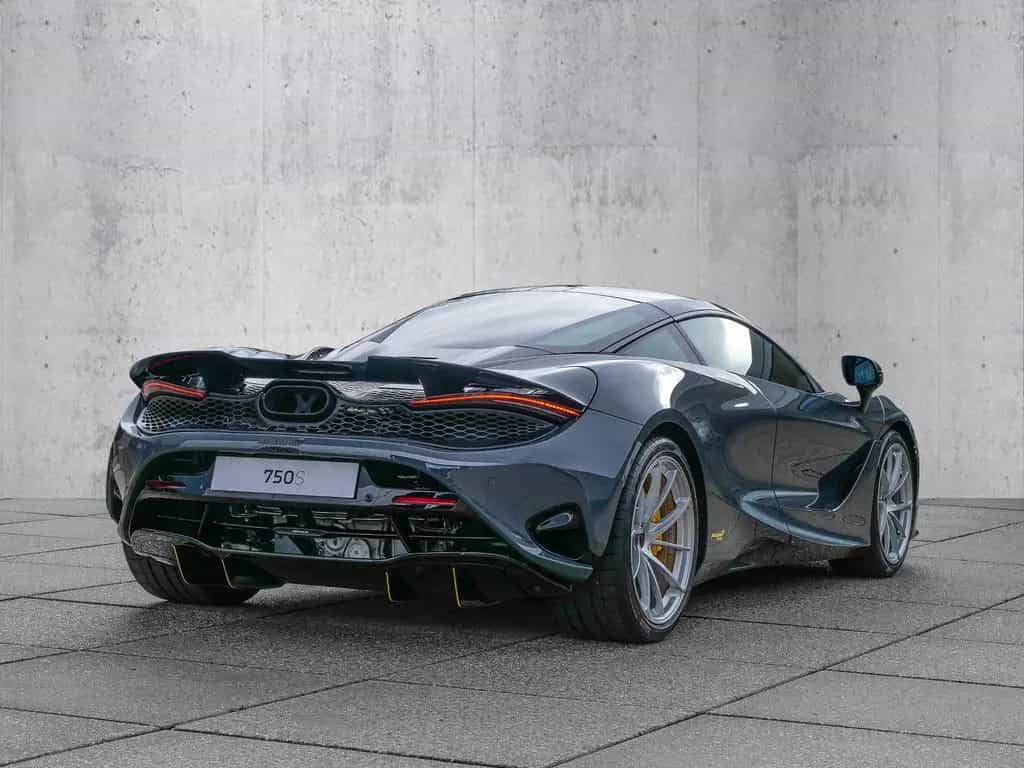 McLaren 750S Coupe MSO Contrast Pack, Bespoke, Lift null-photo-2