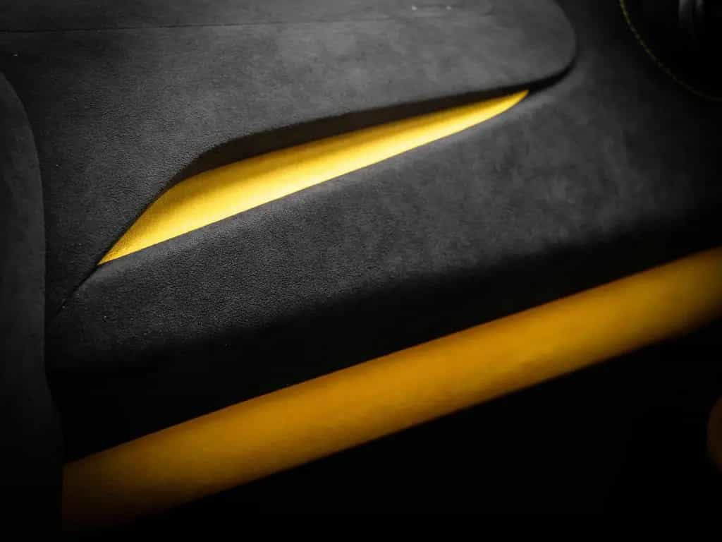 McLaren 750S Coupe MSO Contrast Pack, Bespoke, Lift null-photo-21