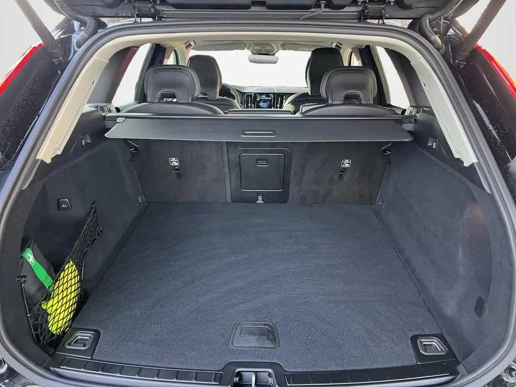 Volvo XC60 Core ACC+LED+Navi+SHZ+Winterp.+2xKlima 06/2024-photo-13