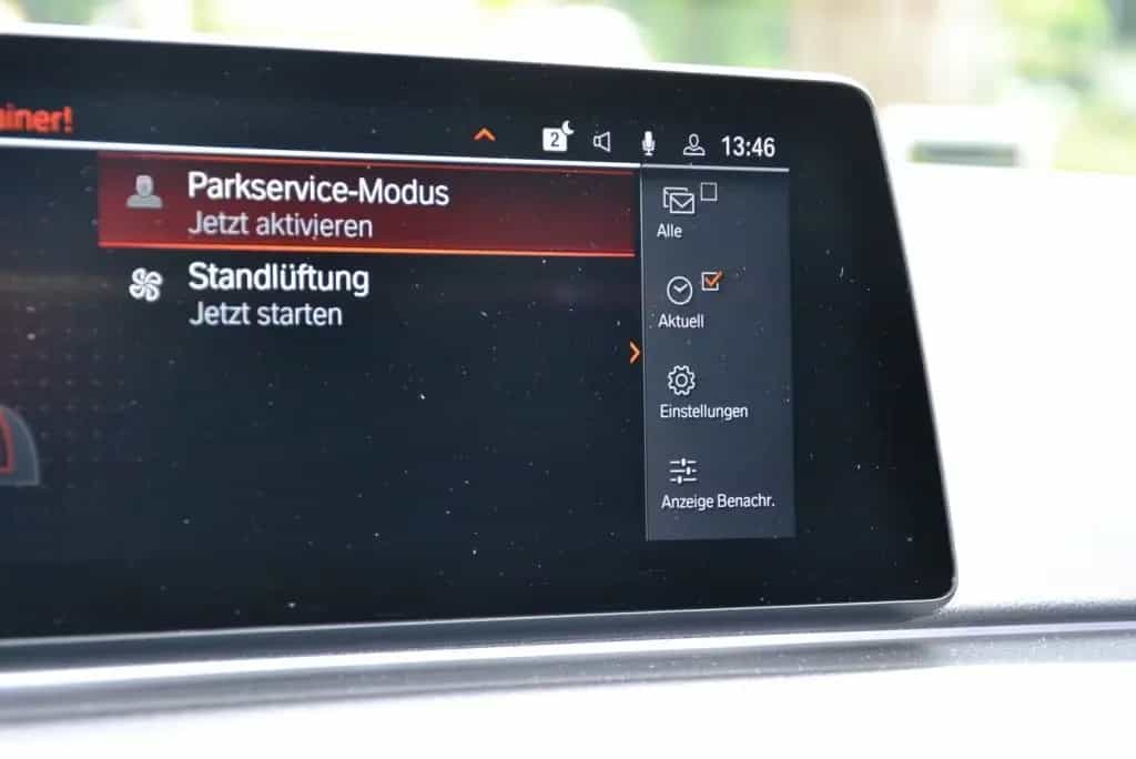 BMW 520 d xDrive Touring Aut.*M Sport Paket*HeadUp*AH 08/2020-photo-19