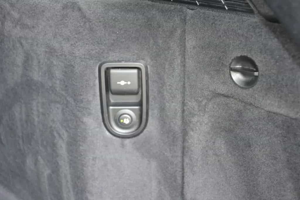 BMW 520 d xDrive Touring Aut.*M Sport Paket*HeadUp*AH 08/2020-photo-25
