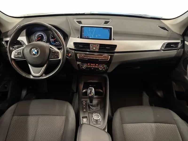 BMW X1 20 d Business Advantage xDrive Steptronic 01/2021-photo-2