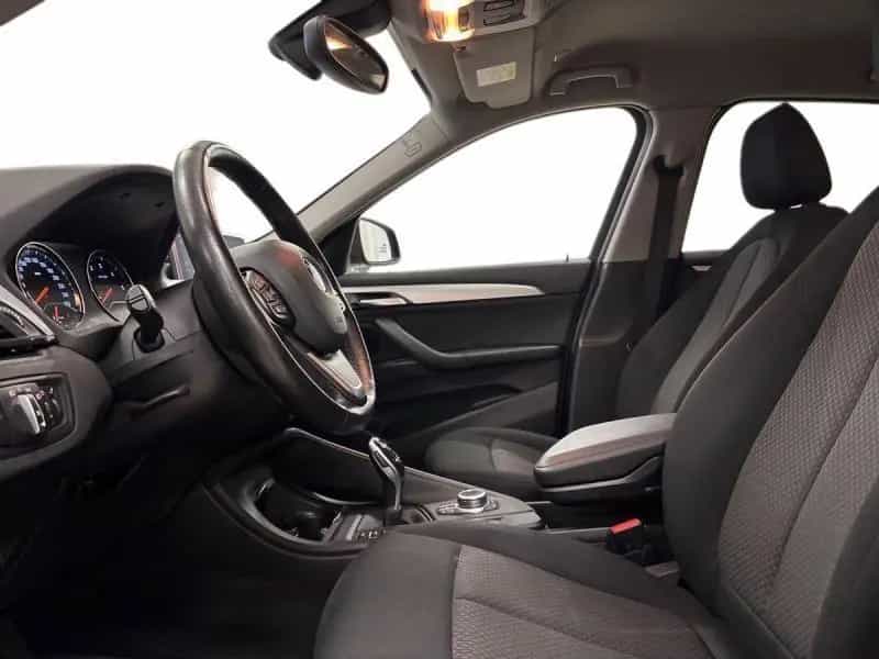BMW X1 20 d Business Advantage xDrive Steptronic 01/2021-photo-5